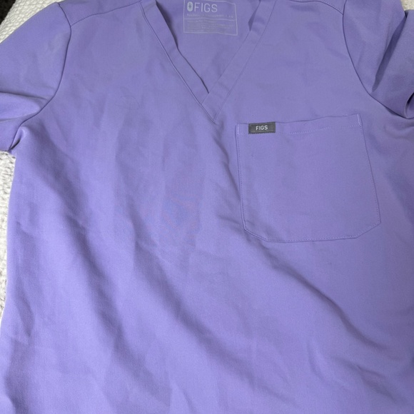 FIGS XS SET IN LAVENDER - Picture 4 of 6